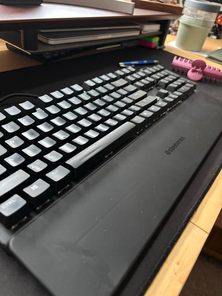 Steelseries Apex 5 Gaming Toetsenbord, Computers en Software, Toetsenborden, Gebruikt, Gaming toetsenbord, Ophalen of Verzenden