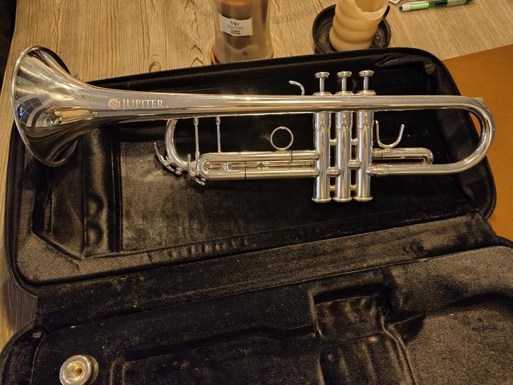 Jupiter JTR1110R Trompet - Zo goed als nieuw!, Muziek en Instrumenten, Blaasinstrumenten | Trompetten, Zo goed als nieuw, Bes-trompet