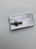 Gratis speldje van het Rode Kruis, in originele verpakking, Ophalen, Nieuw, Overige onderwerpen, Speldje of Pin