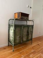 Vintage dressoir, Huis en Inrichting, Ophalen, Overige materialen, Vintage , industrieel, 50 tot 100 cm