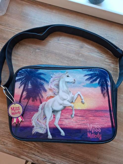 Miss Melody schoudertas., Sieraden, Tassen en Uiterlijk, Tassen | Schooltassen, Zo goed als nieuw, Schoudertas, Minder dan 30 cm