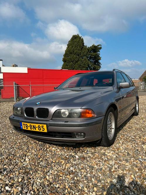 BMW 5-Serie 4.4 I 540 Touring AUT 1998 Grijs Youngtimer Mooi, Auto's, BMW, Particulier, 5-Serie, ABS, Airbags, Airconditioning