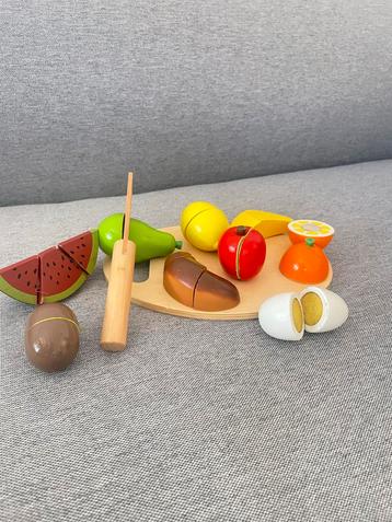 Houten Snijfruit met Klittenband beschikbaar voor biedingen