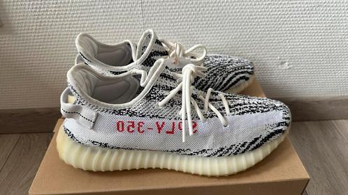 Yeezy 350 V2 Zebra maat 45 1/3, Kleding | Heren, Schoenen, Zo goed als nieuw, Sneakers of Gympen, Wit, Ophalen of Verzenden