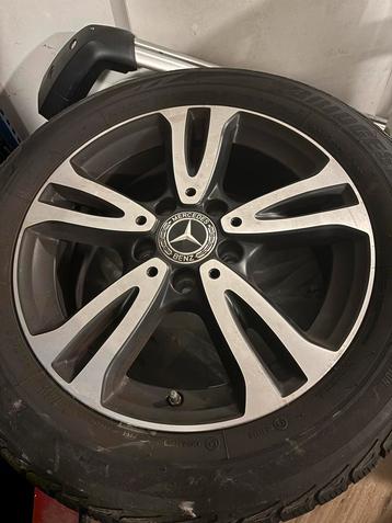 Mercedes Winterband 59*40 op Velg 16inch beschikbaar voor biedingen