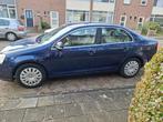 Volkswagen Jetta 1.9 TDI 77KW AUT 2007 Blauw, Auto's, Stof, 4 cilinders, Blauw, Origineel Nederlands