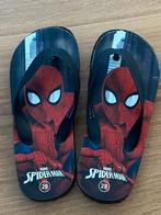 Teenslippers Spiderman maat 28, Kinderen en Baby's, Ophalen, Van Haren, Jongetje, Gebruikt