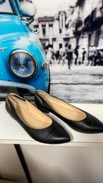 Nieuw zwarte schoenen maat 36 merk Moccio, Schoenen met lage hakken, Zwart, Nieuw, Ophalen of Verzenden