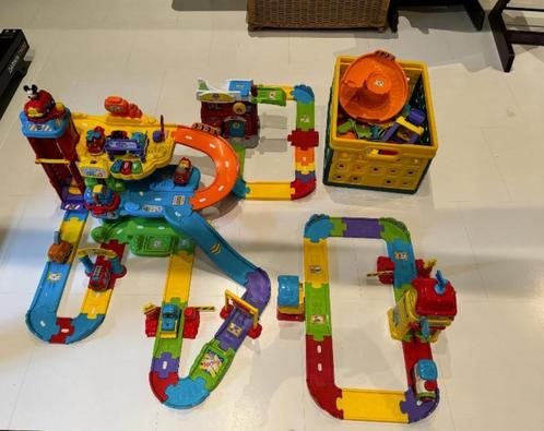 VTech Toet Toet Mega Speelset – Brandweerkazerne, Garage, Tr, Kinderen en Baby's, Speelgoed | Vtech, Zo goed als nieuw, 2 tot 4 jaar