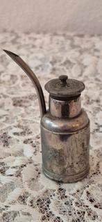 Antiek oliekannetje 9 cm., Ophalen of Verzenden, Gebruikt, Poppenhuis