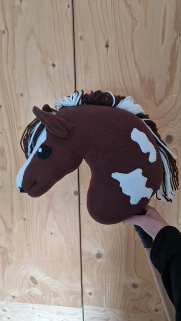 Hobbyhorse! MOET ZSM WEG! beschikbaar voor biedingen