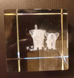 Paper press glass met kudde olifanten., Antiek en Kunst, Ophalen of Verzenden