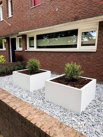 Stalen plantenbak 80x80x50cm wit !!!outlet!!!! alle kleuren  beschikbaar voor biedingen