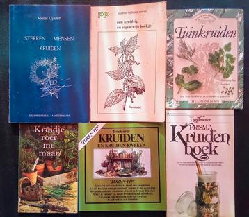 Diverse vintage boekjes over kruiden en tuinkruiden  beschikbaar voor biedingen