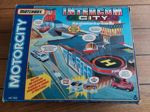 matchbox motorcity intercom city vintage, Hobby en Vrije tijd, Modelauto's | 1:87, Zo goed als nieuw, Bus of Vrachtwagen, Matchbox