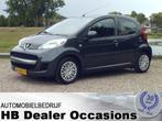 Peugeot 107 1.0-12V Urban Move - Airco > > LEES TEKST < <, Voorwielaandrijving, Gebruikt, Metallic lak, 4 stoelen
