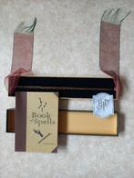 Harry Potter wand plus Book of Spells, Ophalen of Verzenden, Nieuw, Gebruiksvoorwerp