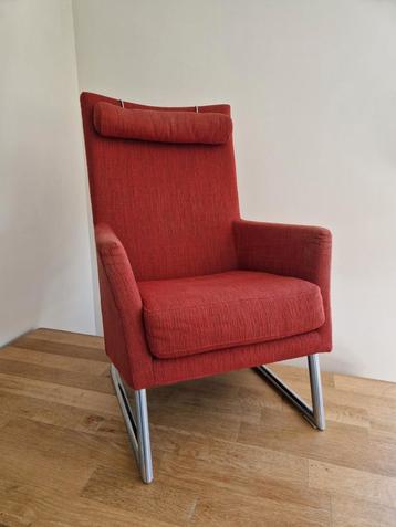 Montis Madonna fauteuil rood beschikbaar voor biedingen