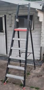 Altrex falco trap, Doe-het-zelf en Verbouw, Ladders en Trappen, Ophalen, Zo goed als nieuw