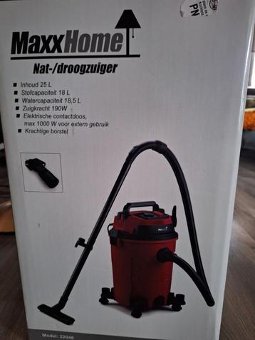 Accessoire slang van Macxhome beschikbaar voor biedingen
