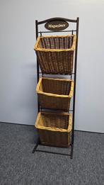 Leuk Magazine rek, Huis en Inrichting, Woonaccessoires | Krantenbakken en Lectuurbakken, Ophalen