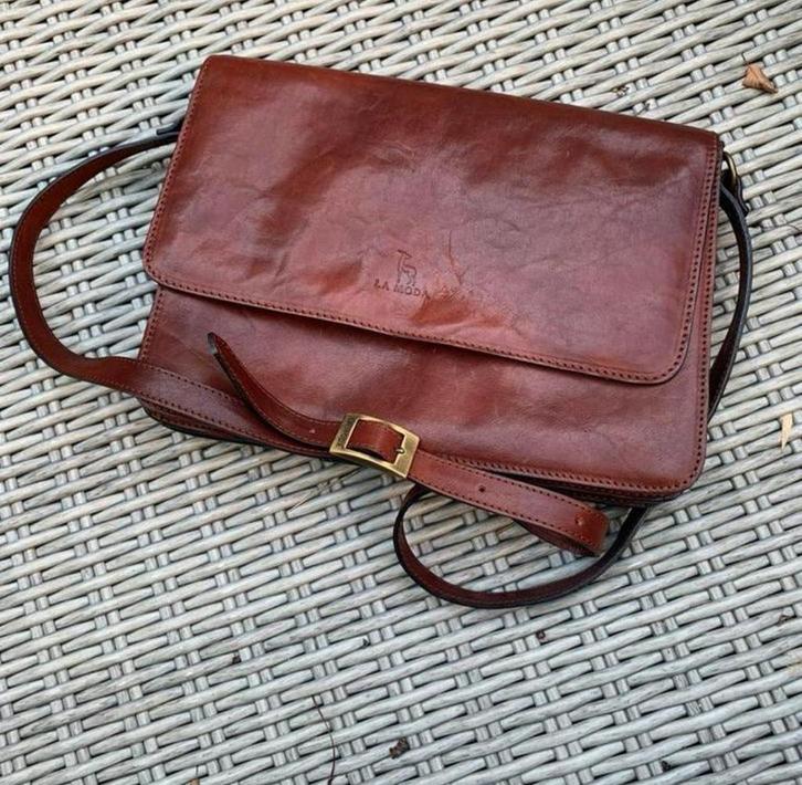 Ongebruikte Lederen handtas van La Moda ( vintage), Sieraden, Tassen en Uiterlijk, Tassen | Schoudertassen, Zo goed als nieuw