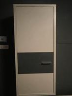 Mooie en praktische hangkast met planken, Ophalen, Zo goed als nieuw