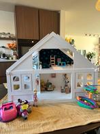 Leuk modern poppenhuis met accessoires, Ophalen, Zo goed als nieuw, Poppenhuis