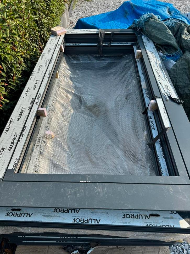 6 kunststof antraciet Aluprof kozijnen, Doe-het-zelf en Verbouw, Kozijnen en Schuifpuien, Zo goed als nieuw, Raamkozijn, Aluminium