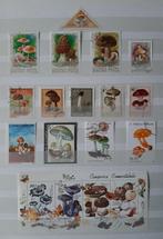 1 Kaart Postzegels diverse Paddenstoelen Nr. 1 Gestempeld, Postzegels en Munten, Postzegels | Thematische zegels, Ophalen, Gestempeld