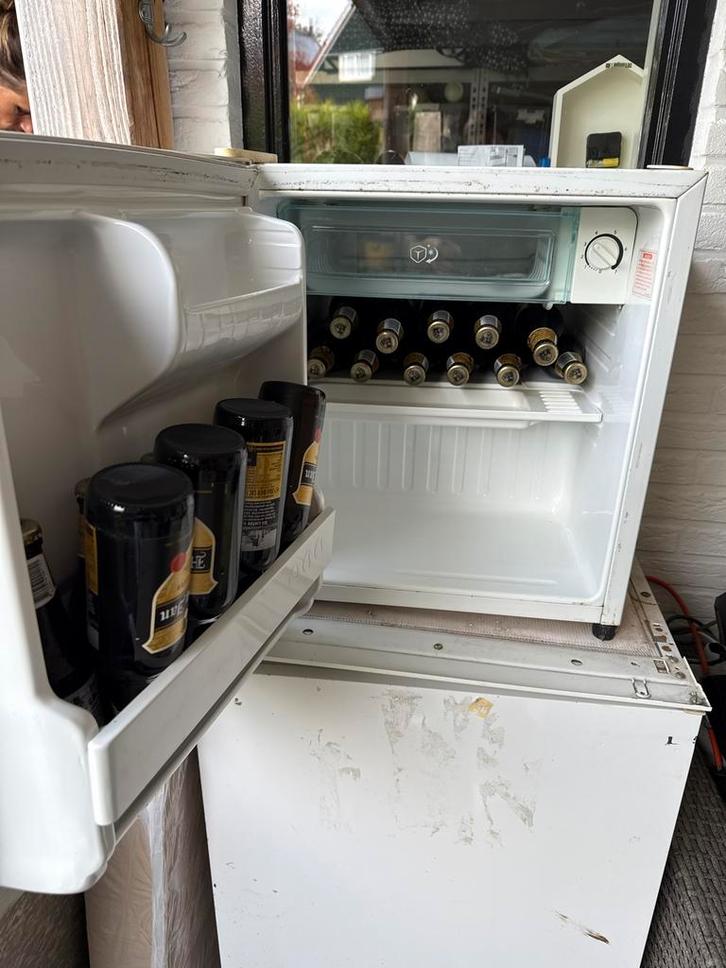 Kleine LG Koelkast - Ideaal voor studenten!, Witgoed en Apparatuur, Koelkasten en IJskasten, Gebruikt, Zonder vriesvak, Minder dan 75 liter