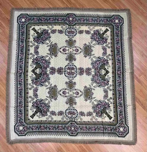 Vintage tafelkleed bloemmotief 165/150, Huis en Inrichting, Tafelkleden, Gebruikt, Rechthoek, Ophalen of Verzenden