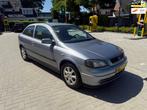 Opel Astra 1.6-16V Njoy *NWE APK*, Auto's, Voorwielaandrijving, Gebruikt, 4 cilinders, Bedrijf