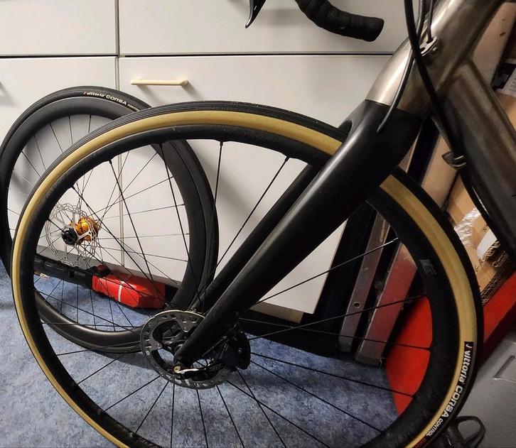 Black inc twenty carbon wielset wielen 2024 steek as shimano, Fietsen en Brommers, Fietsonderdelen, Zo goed als nieuw, Racefiets