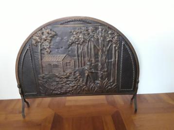 ZEER BIJZONDER ANTIEK KOPER HAARDSCHERM ( halve maan model ) beschikbaar voor biedingen