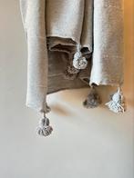 Marokkaanse handgemaakte pompom deken grijs 200x300 cm, Huis en Inrichting, Woonaccessoires | Plaids en Woondekens, Nieuw, Ophalen of Verzenden