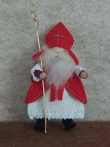 Mooie Sinterklaas gemaakt van wolvilt - 14 cm groot beschikbaar voor biedingen