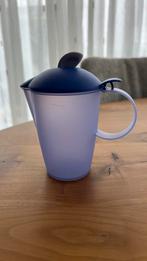 Tupperware paars melkkannetje 300 ml, Ophalen of Verzenden, Zo goed als nieuw, Paars, Beker of Kan