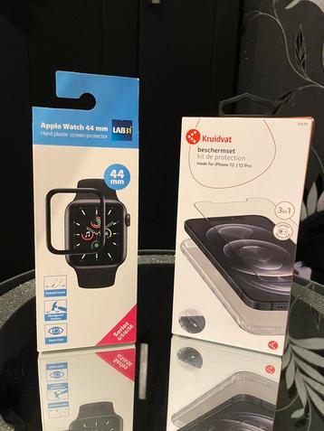 Apple smartwatch + iphone 12 (pro) beschermset beschikbaar voor biedingen