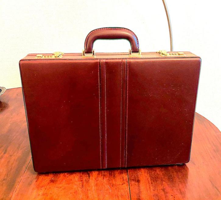 DIPLOMATENKOFFER, Sieraden, Tassen en Uiterlijk, Koffers, Nieuw, Leer, Minder dan 50 cm, 35 tot 45 cm, Slot, Ophalen