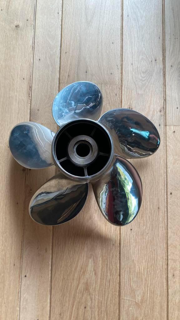 PowerTech schroef is een hoogwaardige 5-blads roestvrijstaal, Watersport en Boten, Bootonderdelen, Nieuw, Motor en Techniek, Motorboot