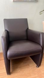 Elegante bruine fauteuils, Huis en Inrichting, Fauteuils, Minder dan 75 cm, Leer, Ophalen of Verzenden, Zo goed als nieuw