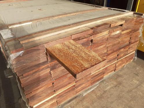 Partij 137 stuks  hardhout vlonderplanken 21x145mm - 38m2, Tuin en Terras, Palen, Balken en Planken, Planken, 180 tot 250 cm, Hardhout
