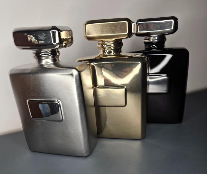 Vazen "Parfum"  3mod. H.22cm, Huis en Inrichting, Woonaccessoires | Vazen, Nieuw, Overige kleuren, Minder dan 50 cm, Overige materialen