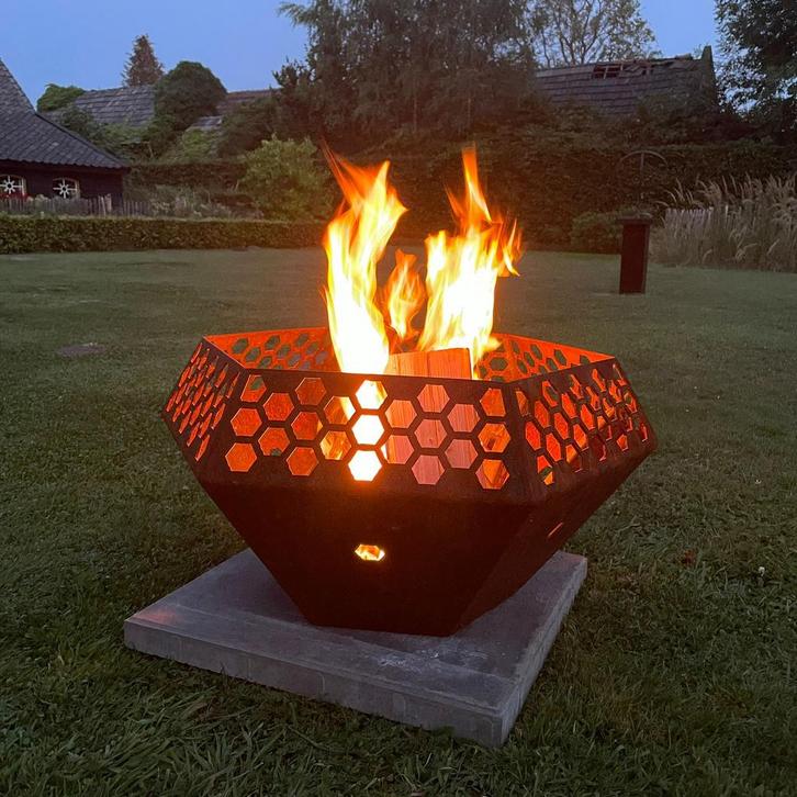 Cortenstaal vuurkorf | Vuurschaal | Hexagon, Tuin en Terras, Vuurkorven, Zo goed als nieuw, Ophalen of Verzenden
