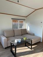 Prachtig onderhouden chalet (12x4) – twee badkamers, Chalet