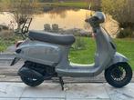 AGM VX50 Scooter, Fietsen en Brommers, Snorfietsen en Snorscooters, Ophalen, Zo goed als nieuw, Benzine