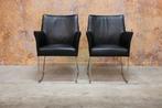IZGS 2 zwarte leren Bert Plantagie Paris design stoelen