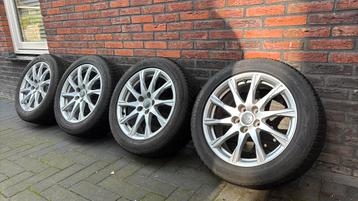 Orgineel audi 17 inch velgen met winterbanden beschikbaar voor biedingen