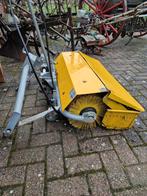 Stiga Frontborstel met demontabele opvangbak, Cirkelmaaier, Ophalen, Zo goed als nieuw